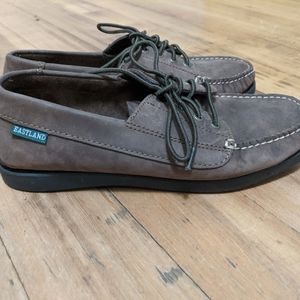 Eastland Leather Moccasins Sz 8M Brown Slip On